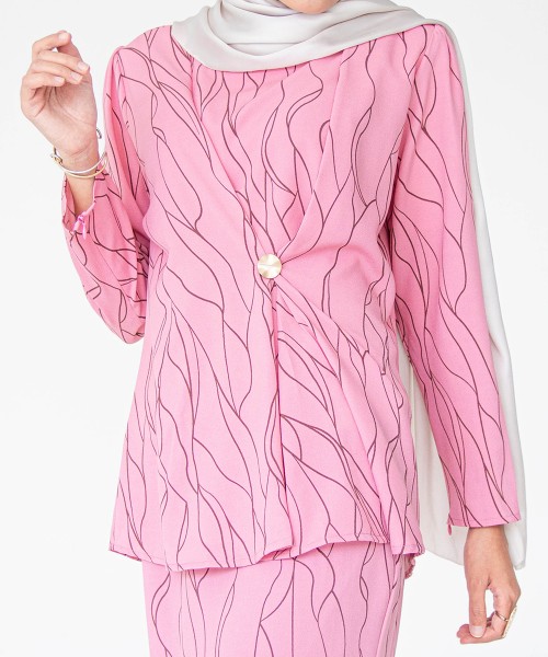 Alun Slip-Button Top