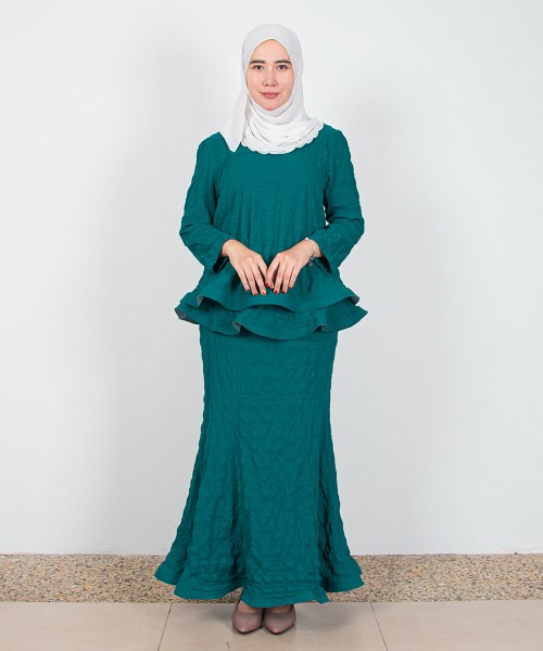 Azalea Layered Mini Kurung