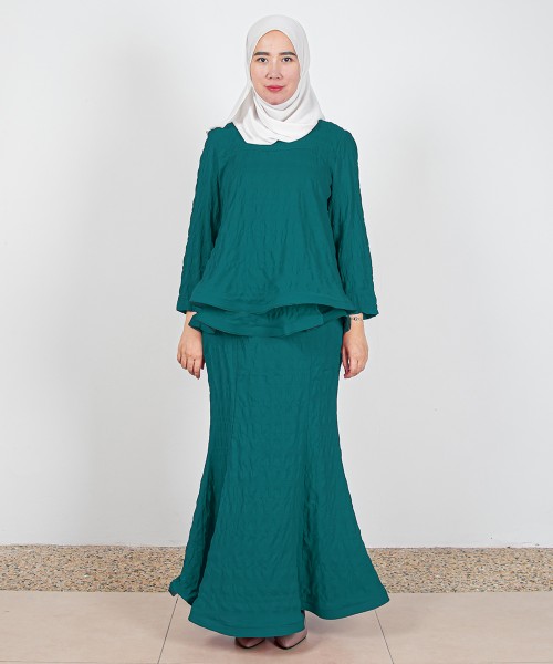 Azalea Layered Mini Kurung