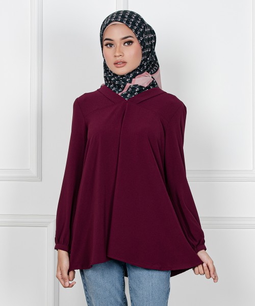 Billy Chelsea V-Neck Top