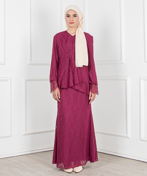 Chloe Pleated Lace-Wrist Kurung