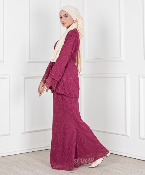 Chloe Pleated Lace-Wrist Kurung