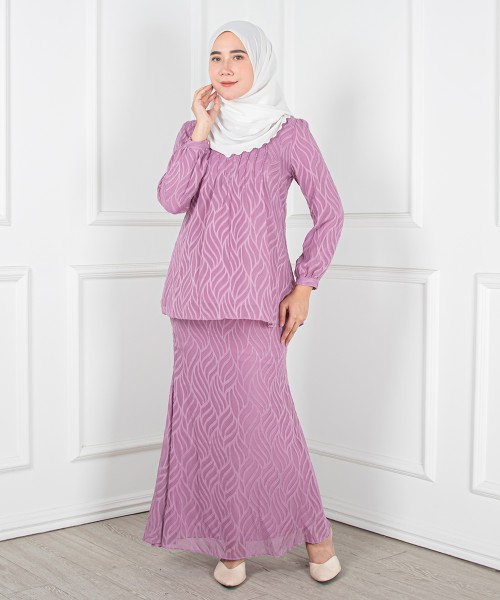 Chloe Cuff-Pleated Kurung