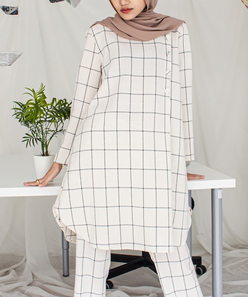 Fatema Side-Button Tunic