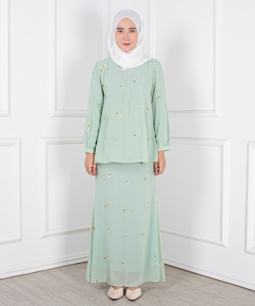 Ivy Cuff Zip Kurung