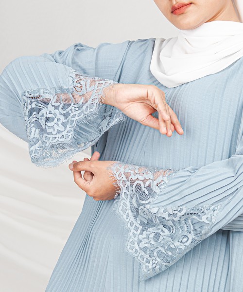 Khadija Pleated-Lace Kurung