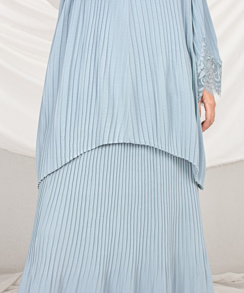 Khadija Pleated-Lace Kurung