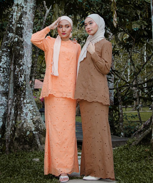 Meraki Button-Up Mini Kurung