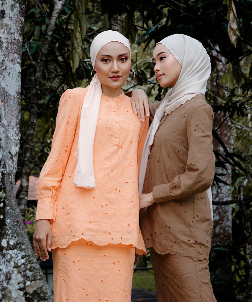 Meraki Button-Up Mini Kurung