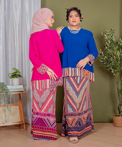 Nirmala Button-Zip Kurung