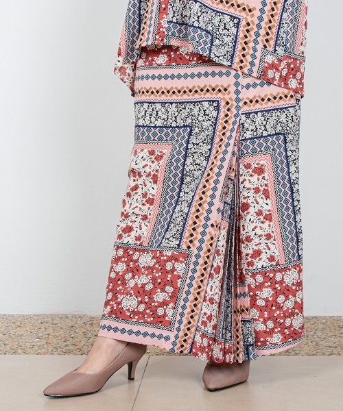 Seroja Drop-Shoulder Kurung (Pattern B)