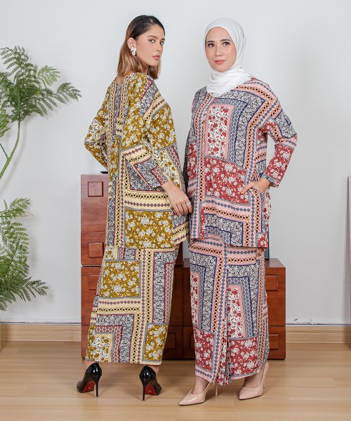 Seroja Drop-Shoulder Kurung (Pattern B)