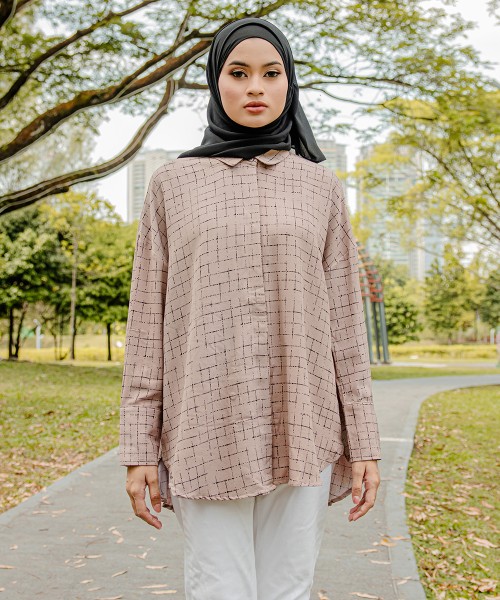 Zaylaa Drop Shoulder Button Top